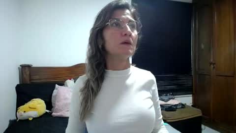 Alice shy online show from October 24, 9:16 am