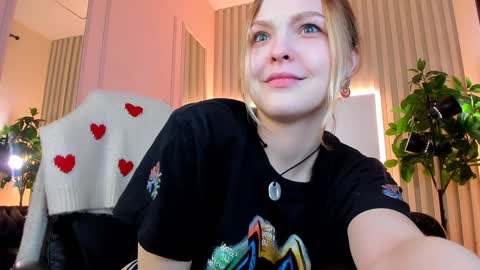 Alice  online show from January 14, 5:01 pm