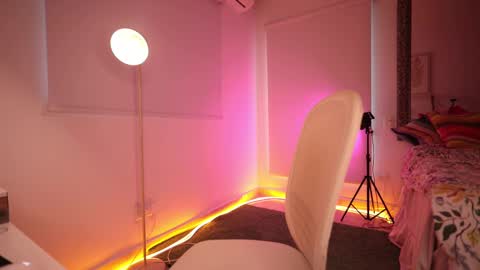 alicealberts online show from September 13, 10:18 pm