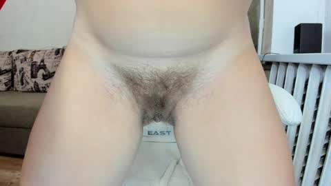 Snapshot of aliceandtea chatting on December 31, 4:35 pm Alice online show from December 31, 4:35 pm