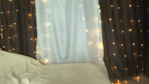 Snapshot of alicebaileys22 chatting on January 18, 11:21 am Alicebaileys22 online show from January 18, 11:21 am