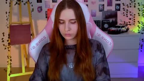 Snapshot of alicecharmy chatting on February 24, 3:53 pm alicecharmy online show from February 24, 3:53 pm