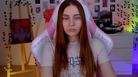 Snapshot of alicecharmy chatting on February 26, 5:42 pm alicecharmy online show from February 26, 5:42 pm