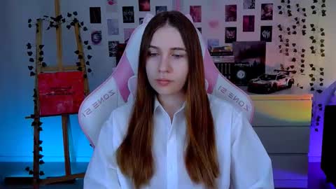 Snapshot of alicecharmy chatting on October 10, 5:34 am alicecharmy online show from October 10, 5:34 am