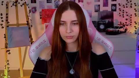 Snapshot of alicecharmy chatting on February 13, 5:11 pm alicecharmy online show from February 13, 5:11 pm