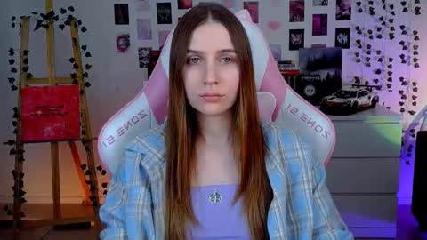 Snapshot of alicecharmy chatting on September 18, 12:47 pm alicecharmy online show from September 18, 12:47 pm