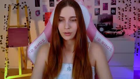 Snapshot of alicecharmy chatting on February 22, 3:21 pm alicecharmy online show from February 22, 3:21 pm
