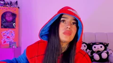 Alice  online show from February 12, 1:40 am