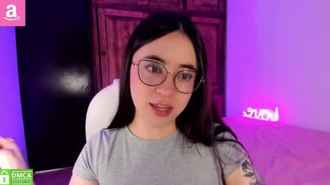 Aliceee  ..   97YP9VWGZHrefnav wishlist lists 1 online show from February 11, 6:53 pm