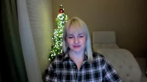 Alicee online show from January 8, 8:35 pm