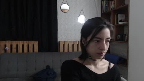 alicee_logan_ online show from February 8, 1:43 am