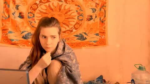 Alice online show from March 20, 5:45 am