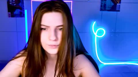 Alice online show from October 2, 5:23 am