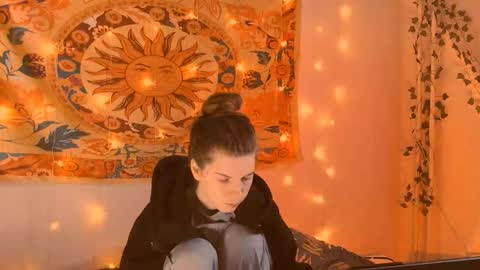 Alice online show from February 28, 5:51 am