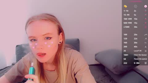 Alice online show from April 21, 7:04 am