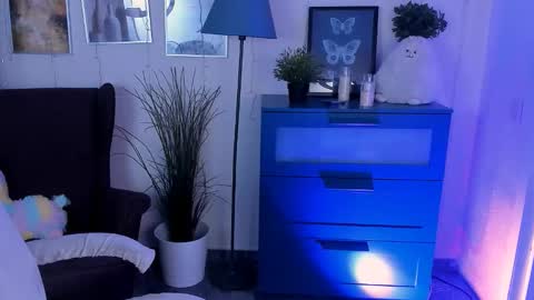 Alice online show from November 30, 11:36 am