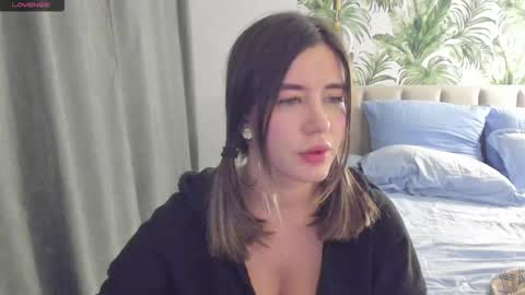 Alice online show from November 16, 5:02 pm