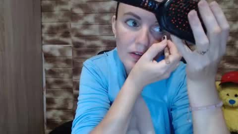 Snapshot of alicexbaby chatting on September 23, 11:41 am Alicexbaby online show from September 23, 11:41 am