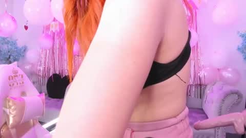 alicia online show from October 15, 4:04 am