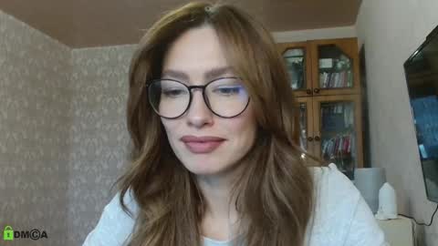 Alicia online show from October 18, 10:07 am