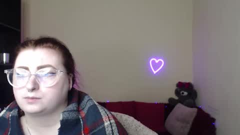 Alicia online show from April 17, 6:26 am