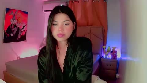 Snapshot of aliciabiden chatting on January 11, 9:36 am aliciabiden online show from January 11, 9:36 am