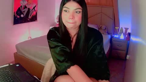 Snapshot of aliciabiden chatting on January 28, 4:29 am aliciabiden online show from January 28, 4:29 am