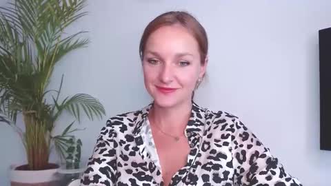 Alicia online show from September 12, 5:52 am