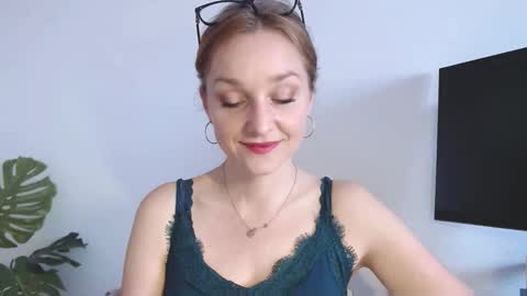 Alicia online show from March 13, 7:09 am