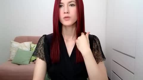 Snapshot of alicianoveli chatting on October 5, 4:50 am alicianoveli online show from October 5, 4:50 am