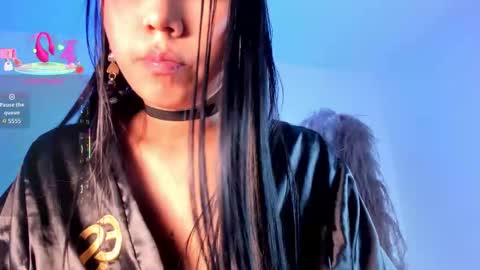 Alice online show from October 31, 8:13 pm