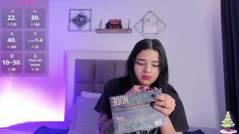 Snapshot of aliice_walker_ chatting on January 15, 12:58 pm aliice_walker_ online show from January 15, 12:58 pm