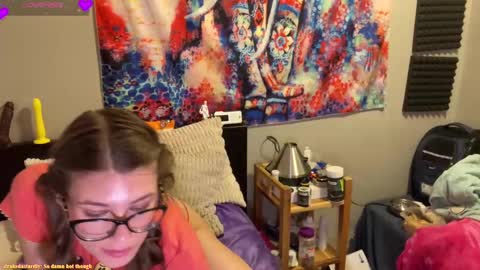 Ali Jones online show from February 28, 12:43 am