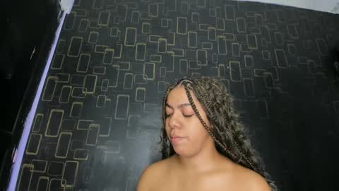 alika online show from March 1, 1:07 pm