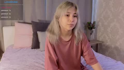 Snapshot of alika_leal chatting on September 26, 5:05 am Im Alika online show from September 26, 5:05 am