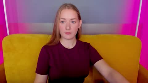 Snapshot of alinawise chatting on October 1, 1:43 am alinawise online show from October 1, 1:43 am