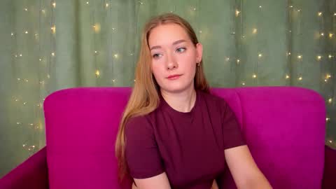 Snapshot of alinawise chatting on October 10, 2:05 am alinawise online show from October 10, 2:05 am