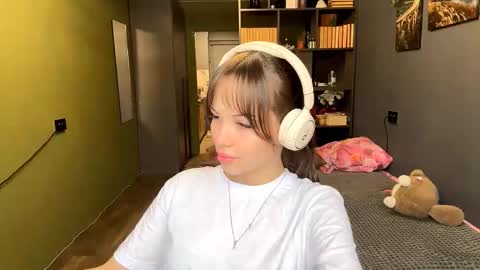 Alice online show from December 5, 6:35 am