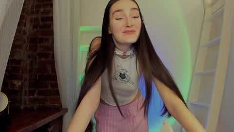 alisa online show from January 2, 8:35 pm