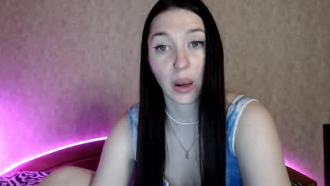 alisaadoll online show from November 24, 1:57 pm