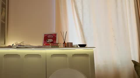 Alisia online show from March 12, 7:44 am