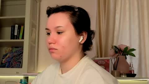 Alisia online show from March 28, 8:36 am