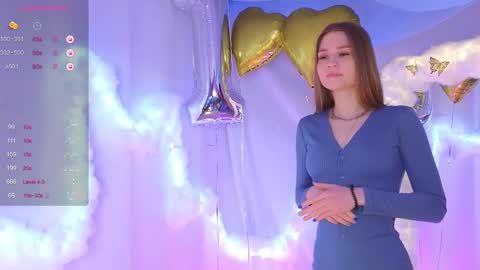 Snapshot of alisia_spinnet chatting on February 9, 7:27 am Alisia online show from February 9, 7:27 am