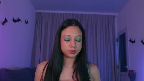 Alison  online show from October 31, 9:24 am