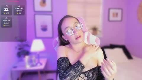 alisoon online show from September 11, 11:54 am