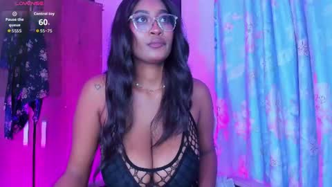 alissa_smith_ online show from July 16, 5:01 am