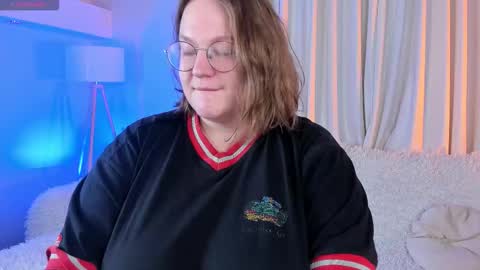 Alissa online show from November 8, 1:38 pm