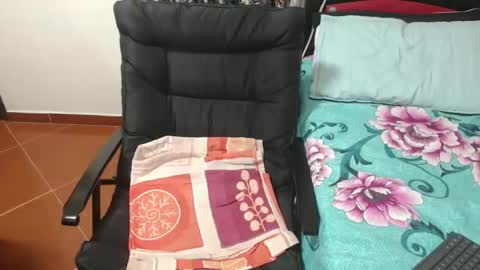 allise online show from February 26, 11:59 pm