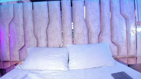 alisse_myers online show from June 5, 4:49 am