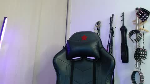 Alisson Beckett online show from February 13, 9:16 pm